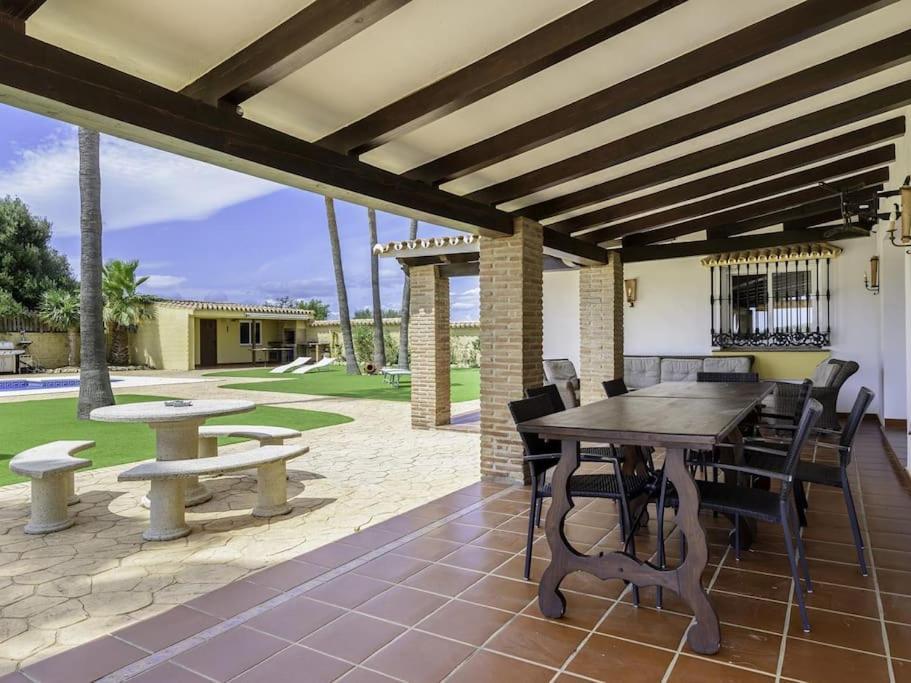 Alcam El Cortijo Villa เอสเตโปนา ภายนอก รูปภาพ