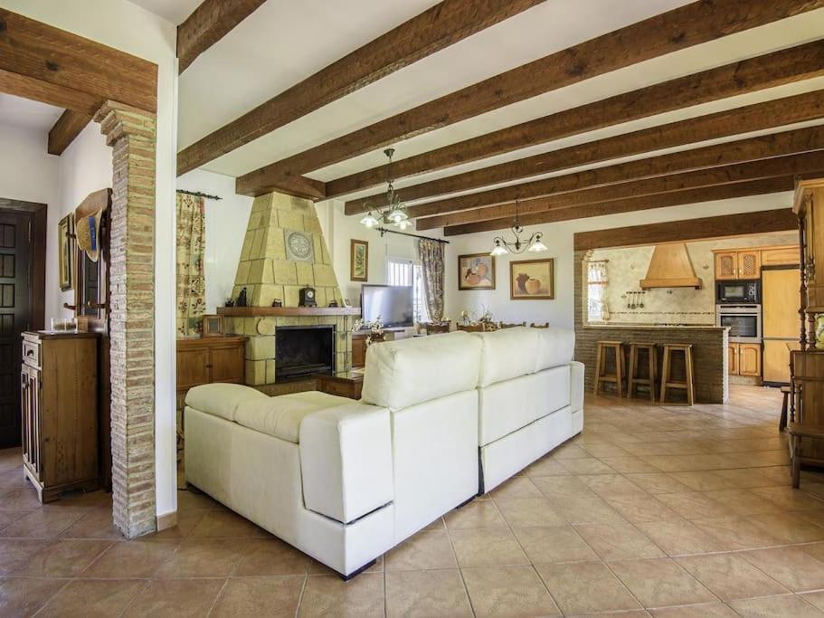 Alcam El Cortijo Villa เอสเตโปนา ภายนอก รูปภาพ
