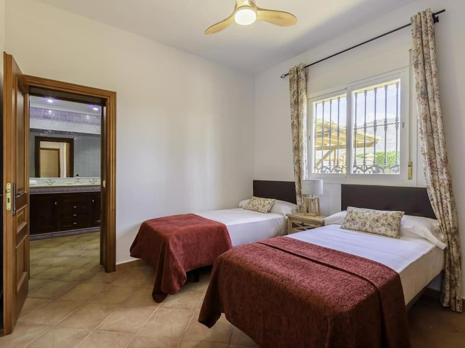 Alcam El Cortijo Villa เอสเตโปนา ภายนอก รูปภาพ